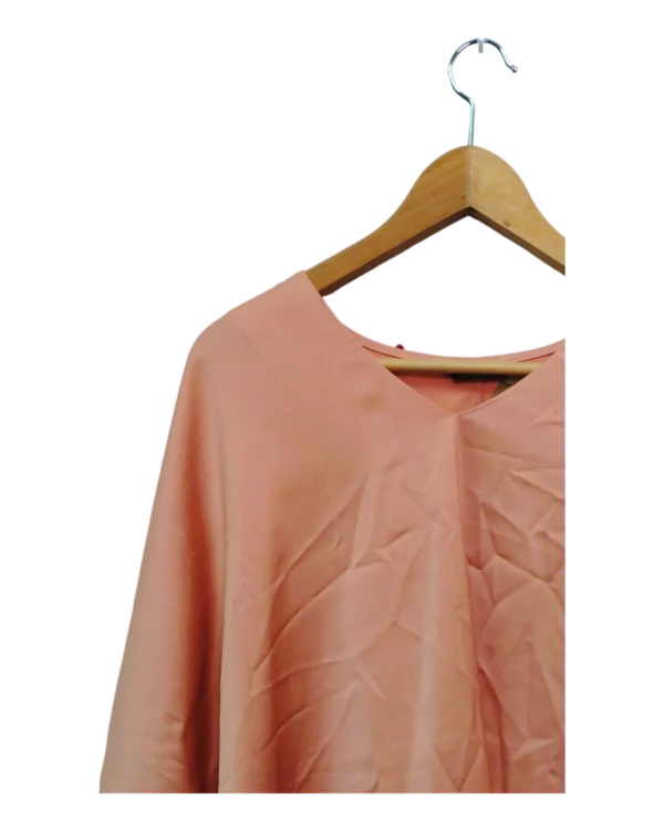 AgAD3hIAApJNgVU_processed_large_0 Coral Pink Relaxed V Neck Blouse Size XXL