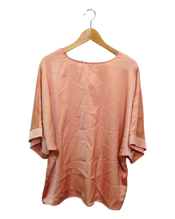 AgAD4BIAApJNgVU_processed Coral Pink Relaxed V Neck Blouse Size XXL