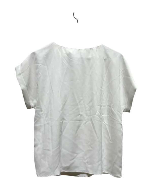 AgADrBMAAo-5CFY_processed Classic White Minimal Blouse Size L