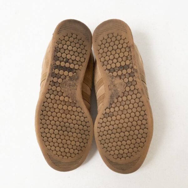 i-img1200x1200-17800491901725zwr2c335 Tan Suede Low-Top Sneakers Size UK5.5